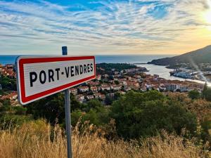 Appartements 1BR Apartment T2 54m2 Onde Marine 2nd floor Lift Wifi AC Parking : photos des chambres
