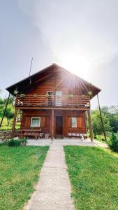 Cabana Trei Brazi Cacica