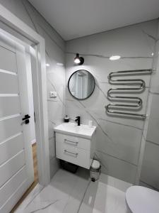 Modern&bright southwest apartment