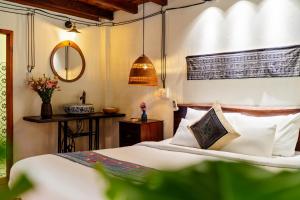 Tina Garden by M Oasis