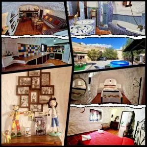 Casa CUEVA CASCAMORRAS "Capricho Andaluz" - El Charcón