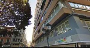 Ideally located City and beach