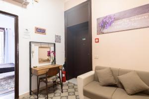 Corner Rome 433