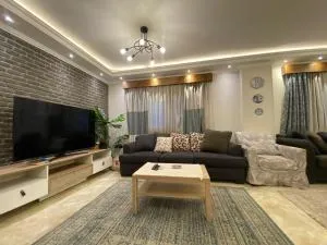 Serene El Mohandessin - Kafr Ḥakîm