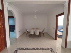 Appartement Moderne 3 Chambres