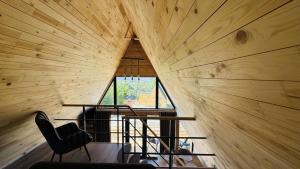 A-Frame Cabin with Private Hot Tub & Mountain View - Ideal for Families