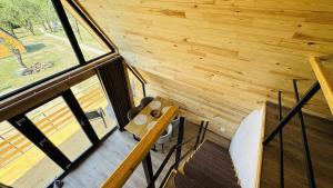A-Frame Cabin with Private Hot Tub & Mountain View - Ideal for Families