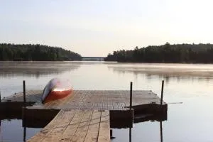 Lux waterfront all inclusive on Ottawa River - Dacre