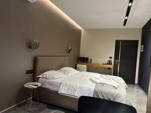 La Mirage Suites & Apartments