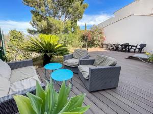 Villa moderne vue mer et collines aux Portes des Calanques