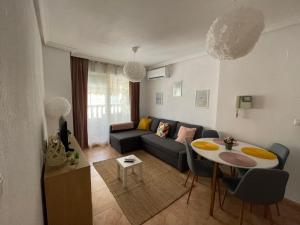 Charming Apartment 500m to Cura Beach