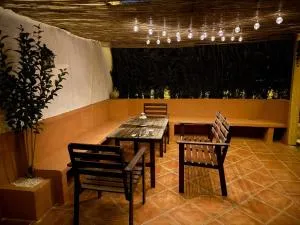 Casa Fatinafar - Ambroz