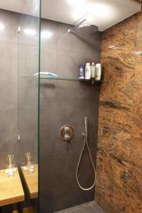 Modern gem with an office corner at Jonas Hill waterfront