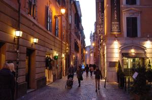 ANNUNCIO VECCHIO a