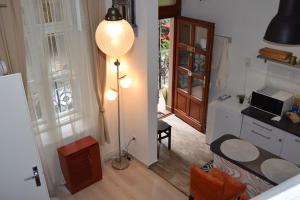 CastleHill Apartman the perfect blend of urban living and sightseeing convenience