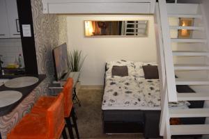 CastleHill Apartman the perfect blend of urban living and sightseeing convenience