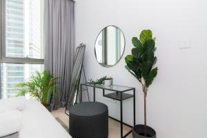 Elite Escape - 1 BHK Getaway Dubai Mall Access - 1509