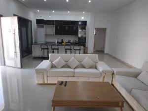 Très belle villa avec piscine