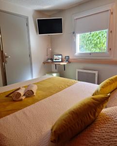 Hotels Cit'hotel Design Booking Evry Saint-Germain-les-Corbeil Senart : Chambre Double