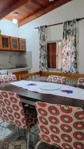 Cabaña La Emilia - 埃尔索韦维奥