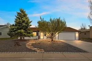 Grand Canyon Casa Theater Arcade Room & Pool Table - Bootlegger Crossing