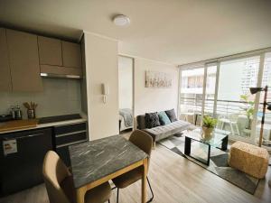 HOM I Comodo y Acogedor Depto 2D2B 3PAX Santiago