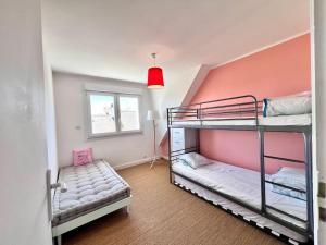 Maisons de vacances Maison familiale La Fontaine tout confort a 400m de la plage : photos des chambres