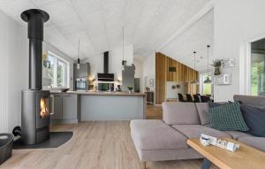 Amazing Home In Silkeborg With Kitchen