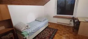 Adam room 5 - Oporów