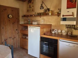 Maisons de vacances La maison du ruisseau : photos des chambres