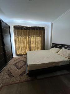 3 bedrooms 3 bathrooms w Garden