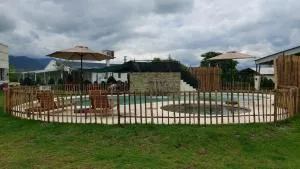 Cabañas Tikal - El Encón