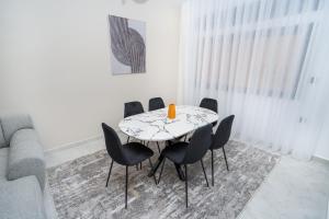 serenity stays-luxury suites & appart 2