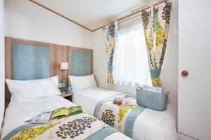 ABI Holiday Home - Brynteg Country & Leisure Retreat