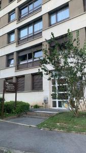 Reims centre-ville -au1er étage avec 2 chambres - 6 personnes