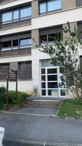 Reims centre-ville -au1er étage avec 2 chambres - 6 personnes