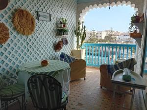 Appartement Rubby Dans La Medina avec Vue Mer et Terrasse