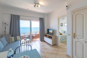 First Line Oceanfront Apt by Dream Homes Tenerife