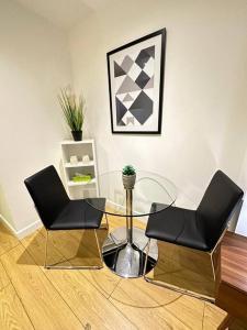 Piccadilly Living 1 BR Flat in London VR11