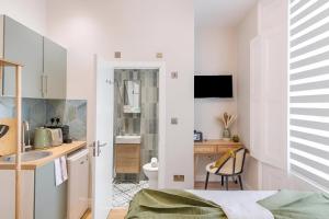 Bright and Airy Studio with Minimalist Charm