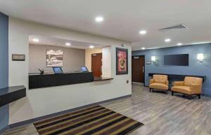 Extended Stay AmericaSuites - Milwaukee - Waukesha