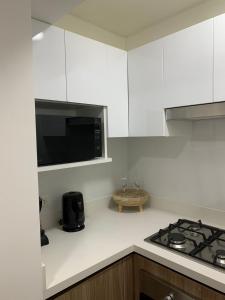 Departamento de estreno en avenida Pardo Miraflores