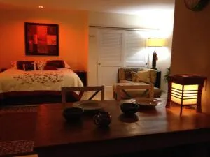 Garden Oasis at Banana Hale Studio - Kawailiula