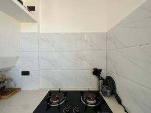 Absolute Beachfront Apartment With Kitchen