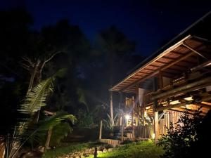 Casa Varandas - Estúdio Garoupa TV, AC, Frigobar