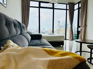 Beacon Executive Suites by WL