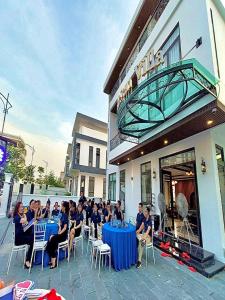 Villa 10 phòng ngủ- siêu phẩm - bi a - karaoke - bể bơi - trung tâm bãi Cháy