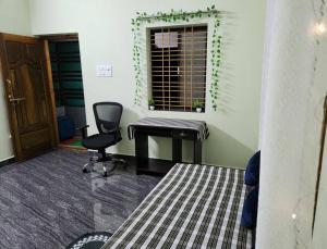 Tranquil Nest with Private Patio & Swing