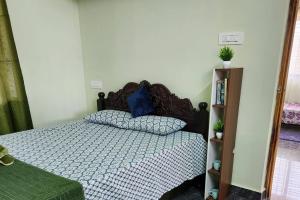 Tranquil Nest with Private Patio & Swing