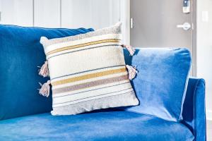 CozySuites Music Row Charming 1BR with free parking 19